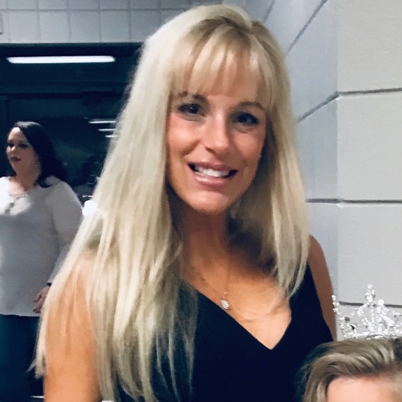 Meet your Posher, Toni - Picture 2 of 2